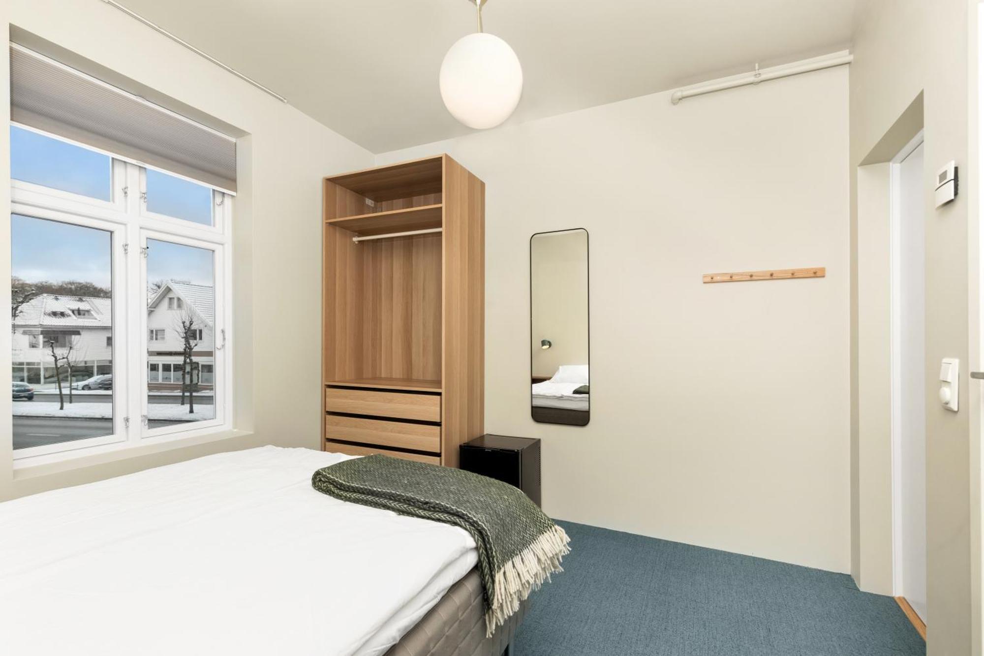 Central Guest House - Bedroom With Private Bathroom 斯塔万格 外观 照片